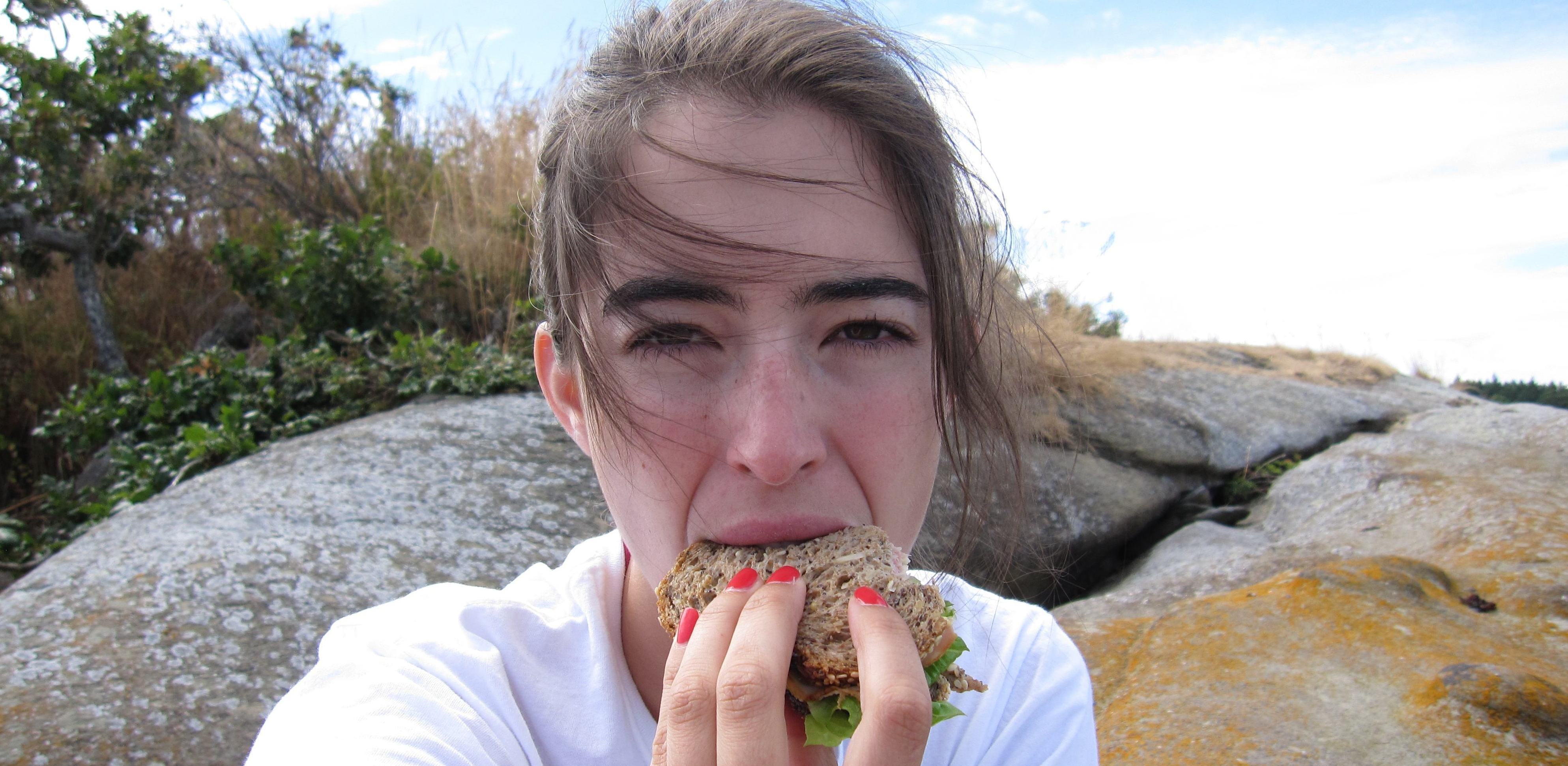 Nutrient Timing: What to Eat Before and After a Workout
