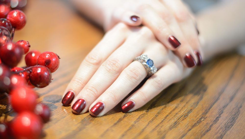 How to Avoid Dry Winter Hands